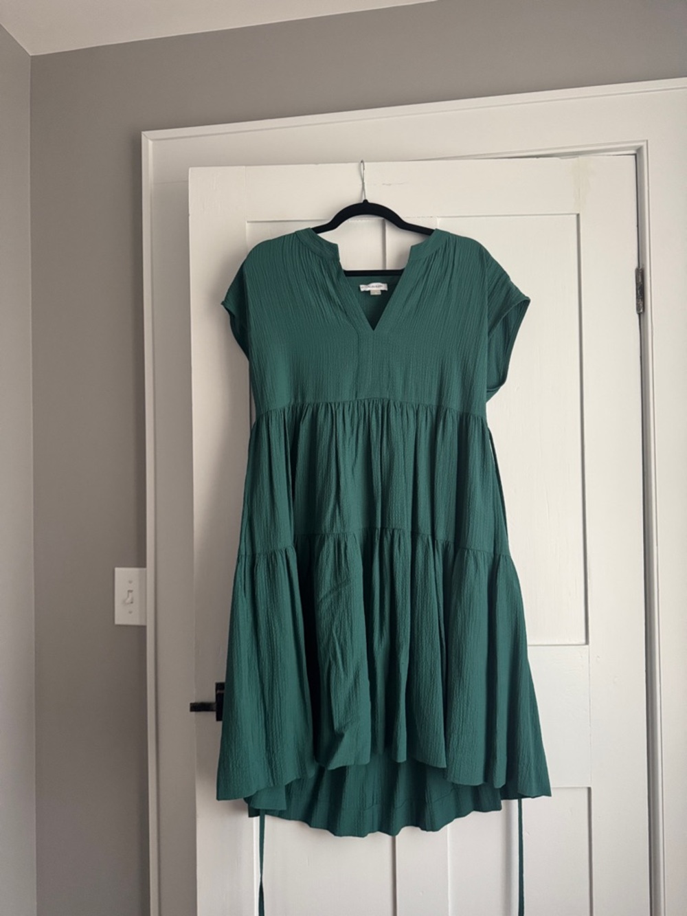 Women’s Calvin Klein Green Tiered V-Neck Dress with Tie